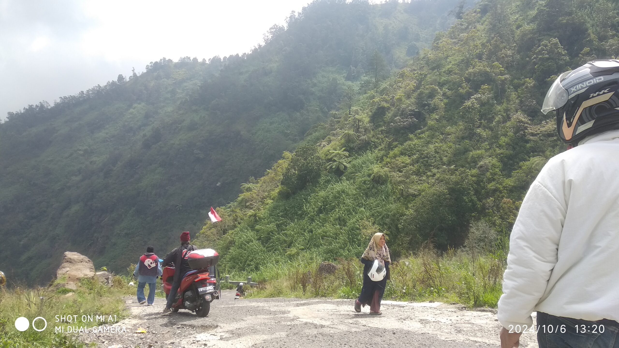 Jalan Tembus Mlandi-Sembungan: Keindahan Alam Dieng yang Menawan dengan Tantangan Ekstrem