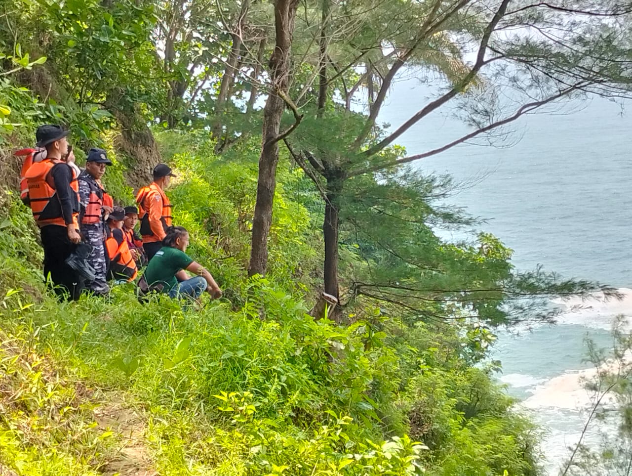 Setelah Tujuh Hari, Pencarian Pemancing Hilang di Pantai Sawangan Dihentikan