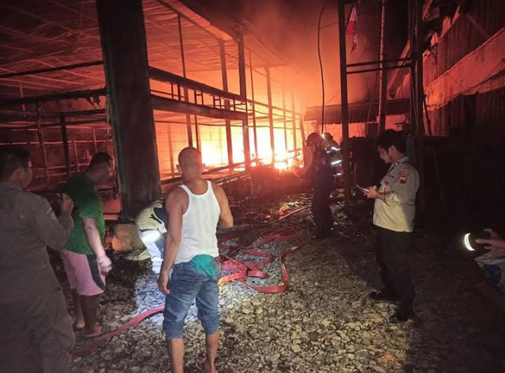 Kandang Ayam di Kebumen Terbakar Hebat, Kerugian Mencapai Rp400 Juta