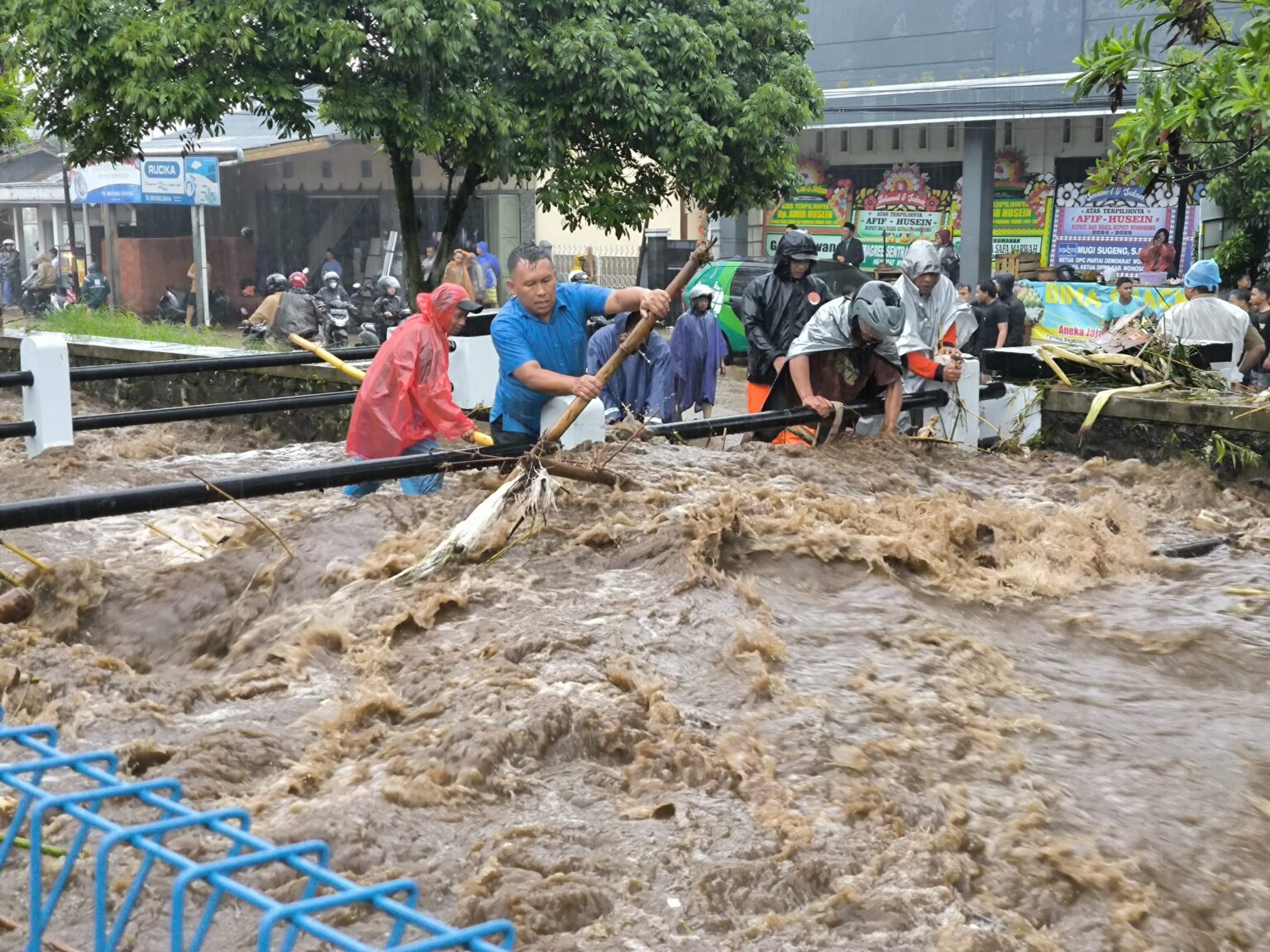 banjir mojotengah