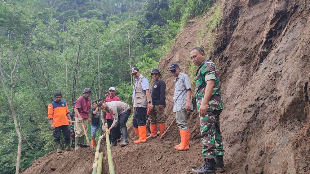 Bencana Tanah Longsor di Desa Jingkang dan Desa Danasari, Purbalingga, Mulai Teratasi