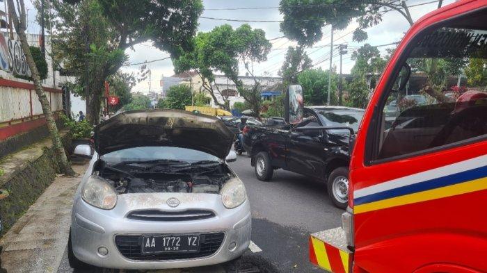 Insiden Mobil Terbakar di Jalan Ahmad Yani, Wonosobo: Berhasil Dipadamkan dengan Cepat