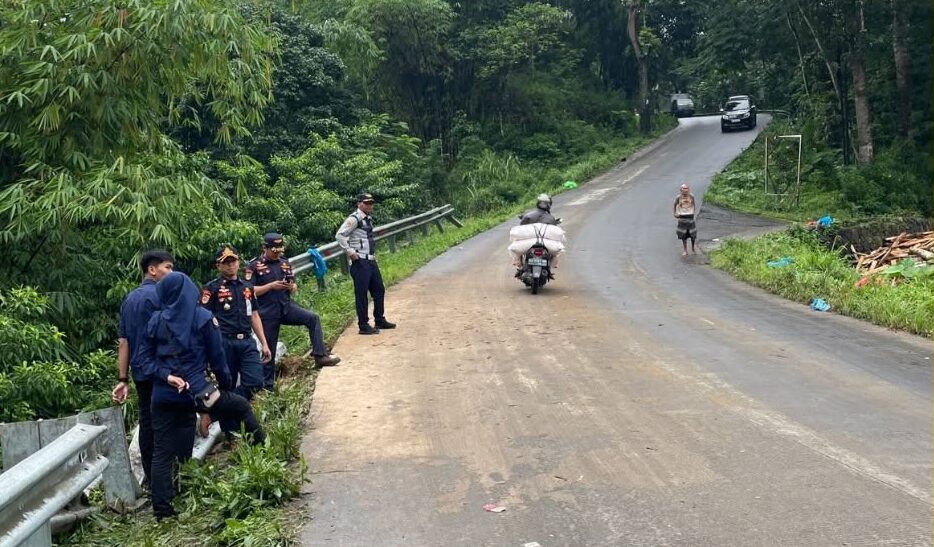 Pemkab Wonosobo dan Pemprov Jateng Cari Solusi untuk Tanjakan Siroto yang Rawan Kecelakaan