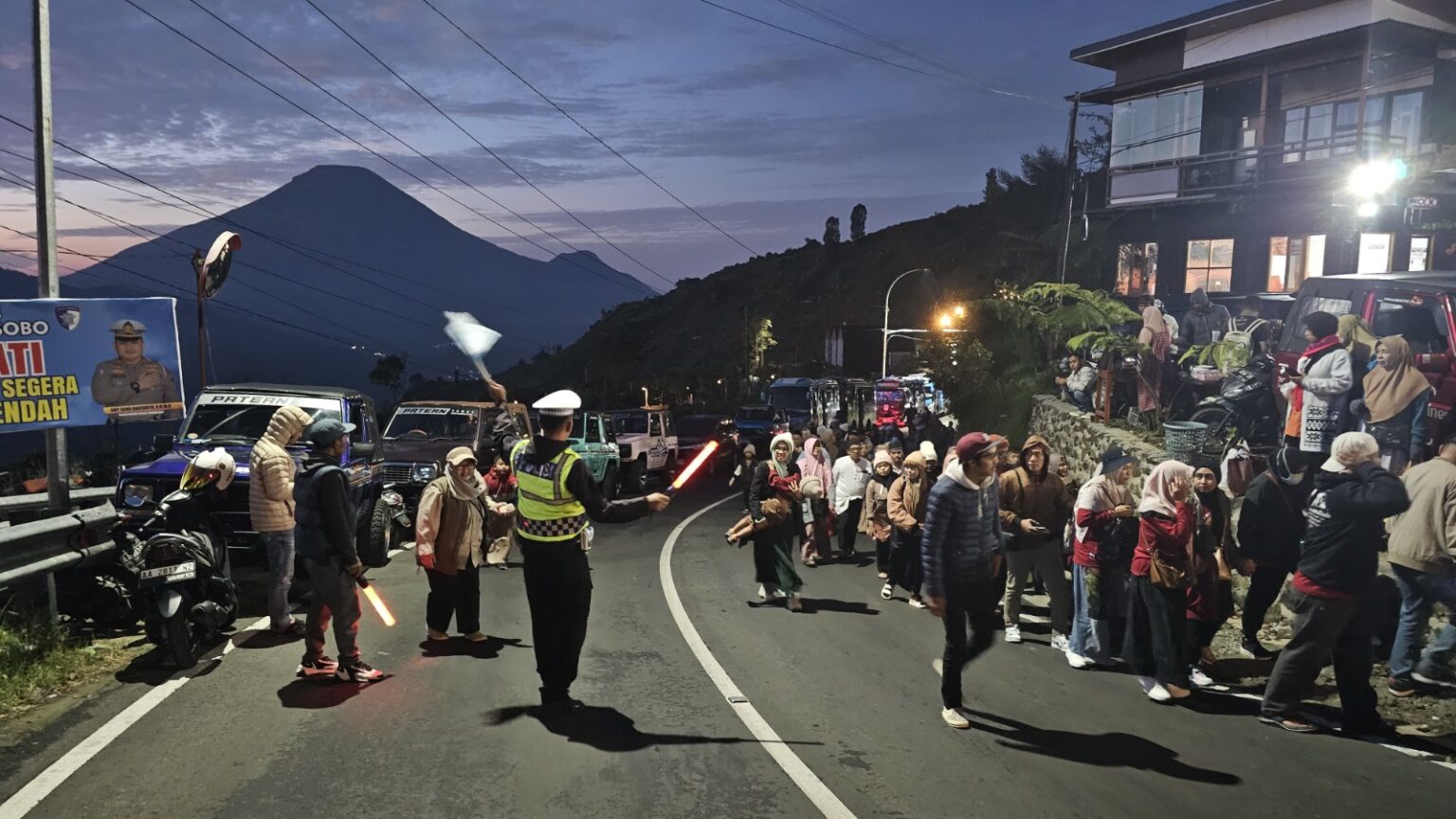 Libur Panjang Kenaikan Isa Almasih 2025, Polres Wonosobo Siaga Amankan Wisata Dieng