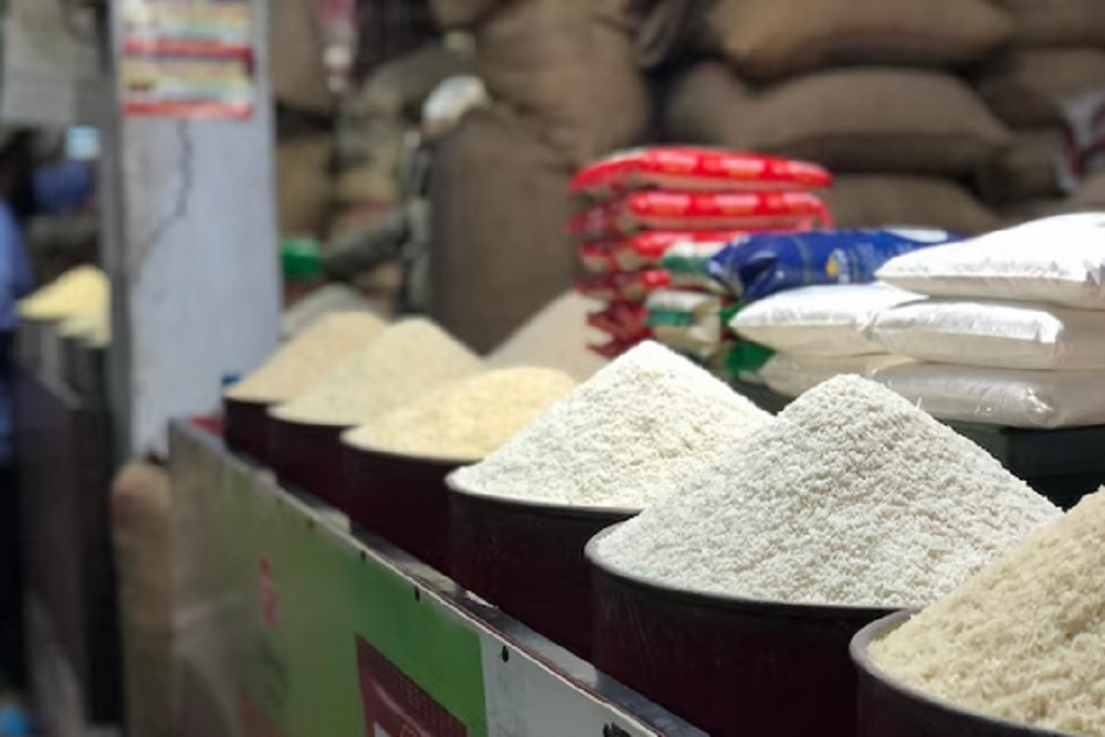Cadangan Beras Nasional 4 Juta Ton, Pengamat: Segera Salurkan untuk Kendalikan Harga