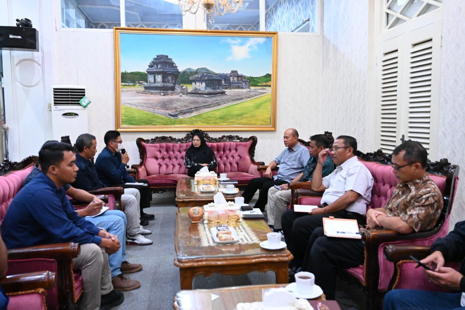 Terbit SE Bupati: Sekolah di Banjarnegara Dilarang Gelar Study Tour untuk Cegah Korupsi!