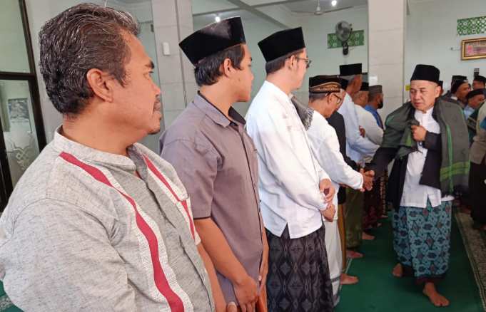 Warga Purnamandala Wonosobo Laksanakan Sholat Idul Adha 1446 H di Masjid Baitul Mujahidin