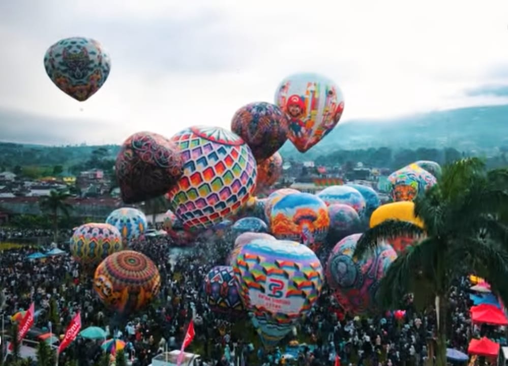 Java Balloon Attraction 2025: Saksikan Pesona Warna-warni Langit Wonosobo