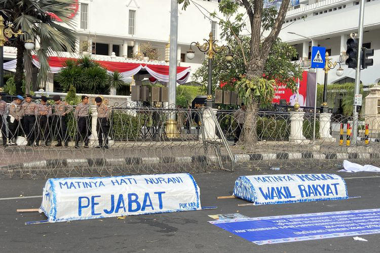 Pejabat Indonesia