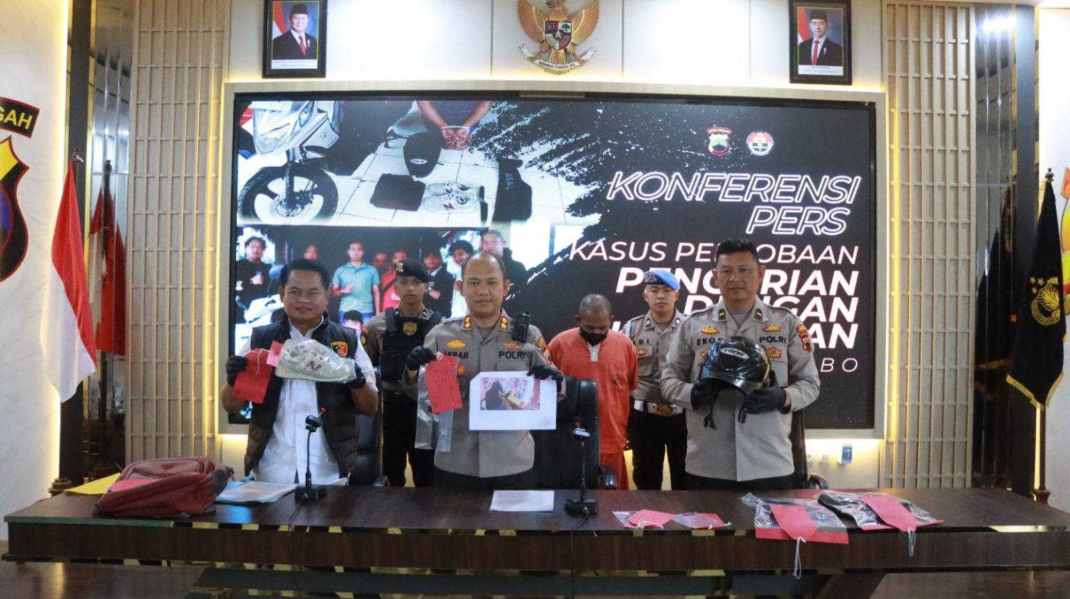 Perampok Toko