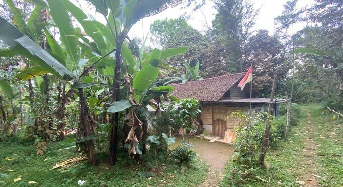 rumah-persembunyian-iwan