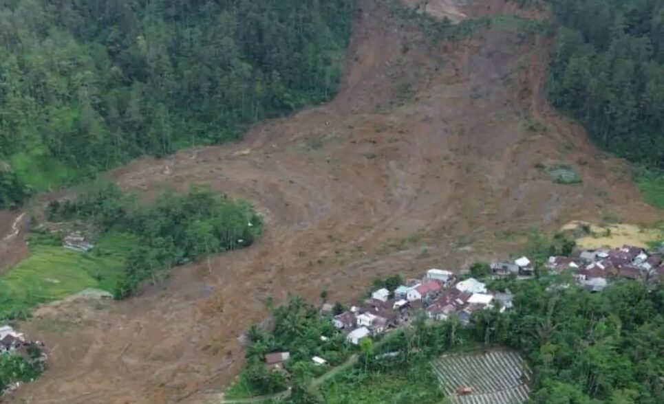 Korban Tanah Longsor